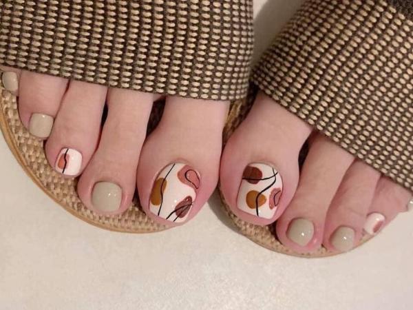 Spa Pedicure with Polish Colour