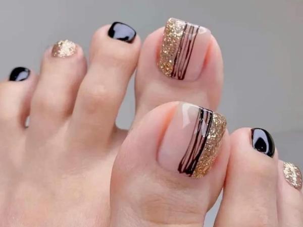 Spa Pedicure with Shellac