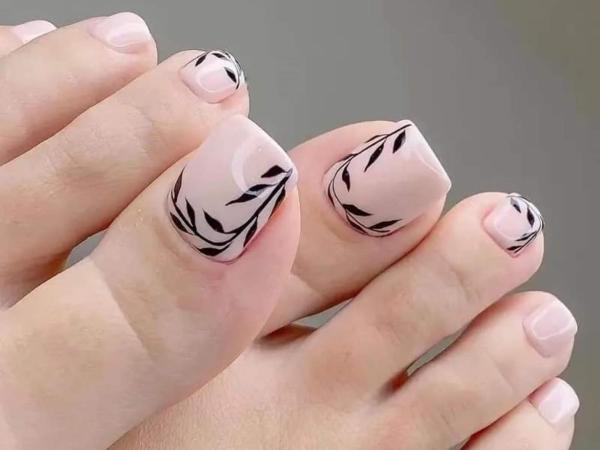 File & Polish Toes