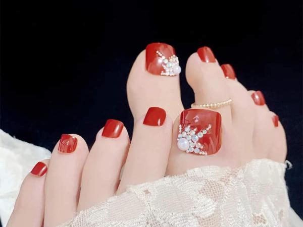 Toe Nail Extensions
